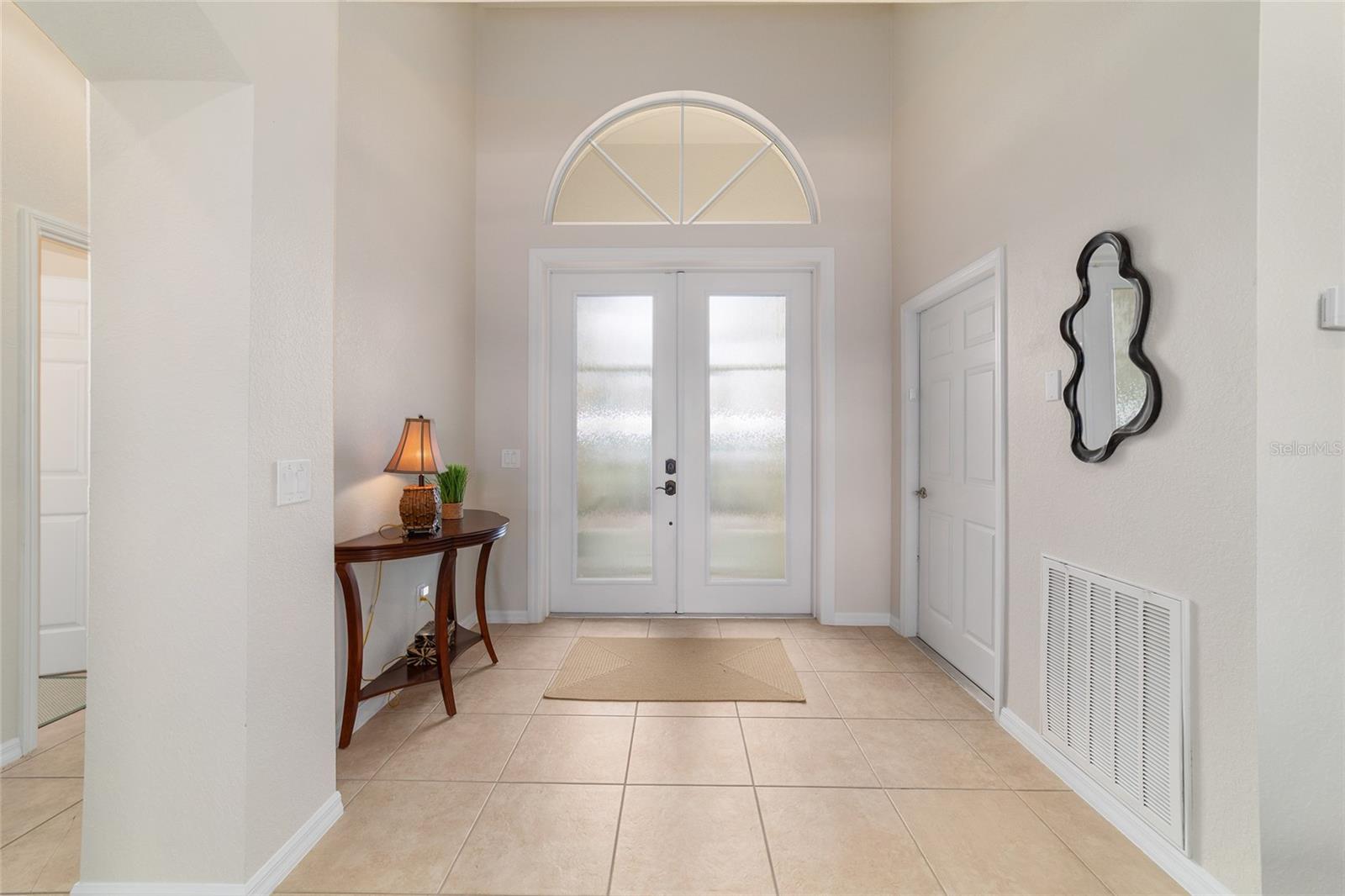 Image 6 of 53 For 10161 Mainsail Drive