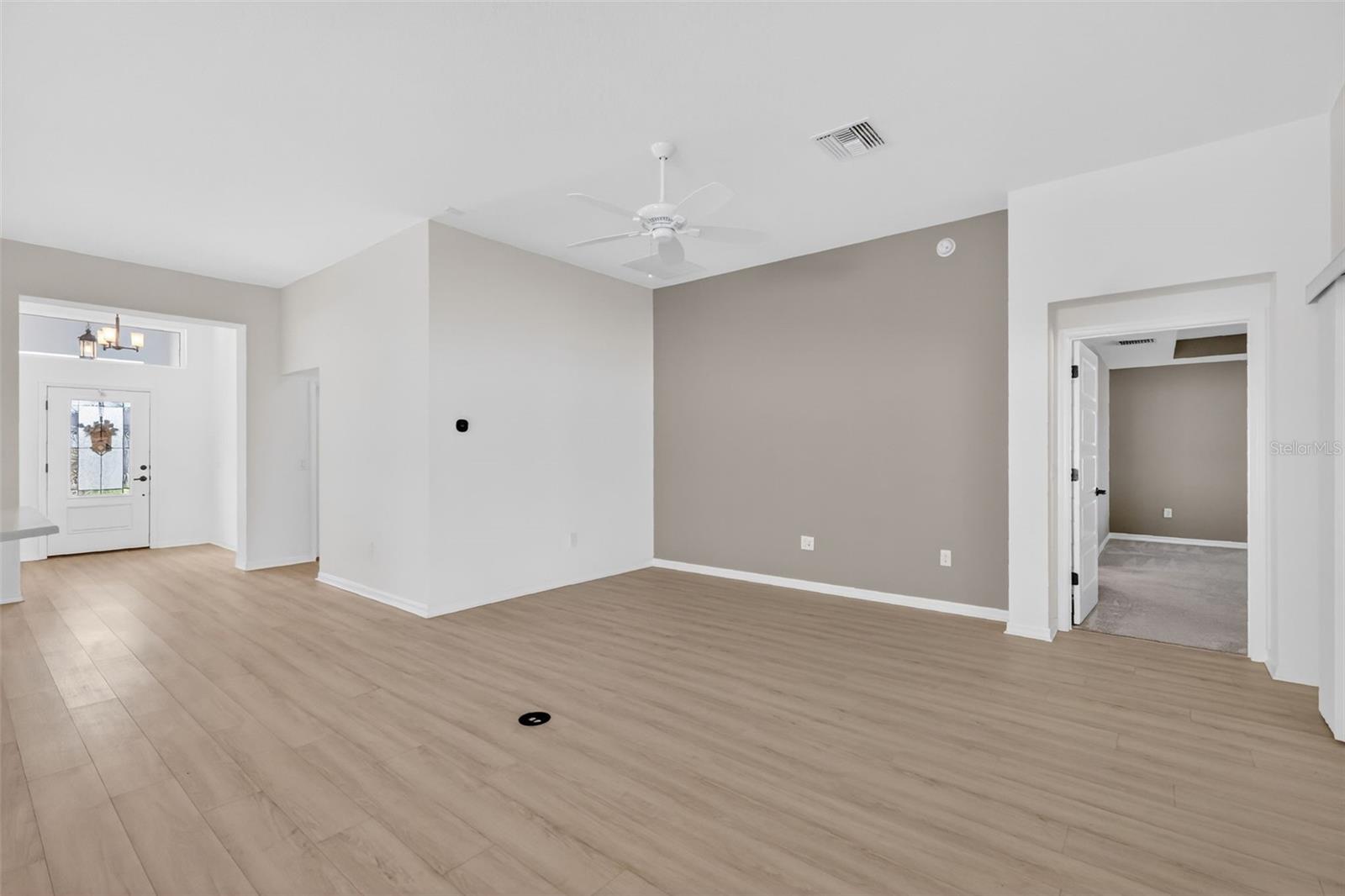 Image 19 of 56 For 4624 Wightman Circle