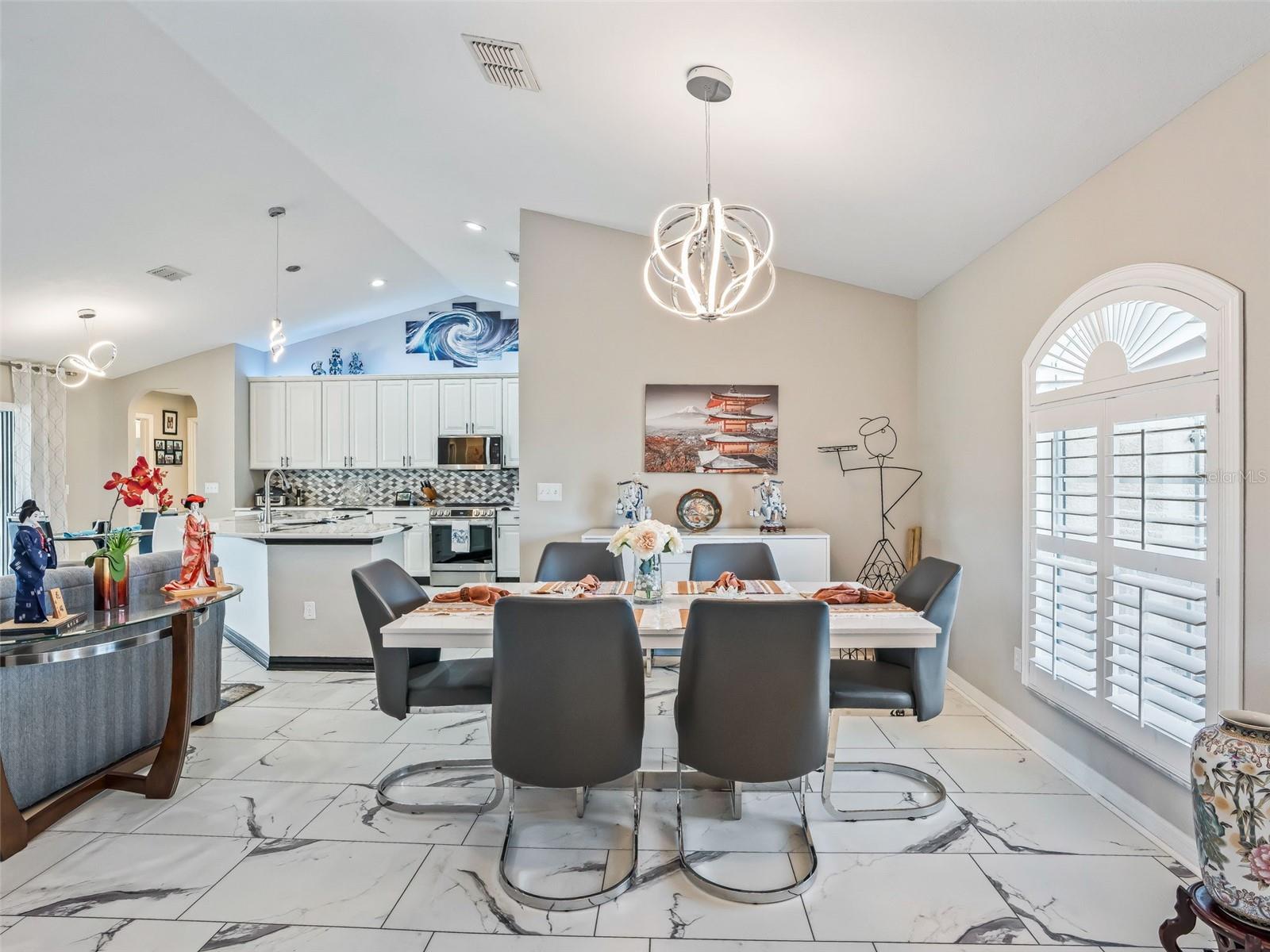 Image 11 of 73 For 17563 122nd Terrace