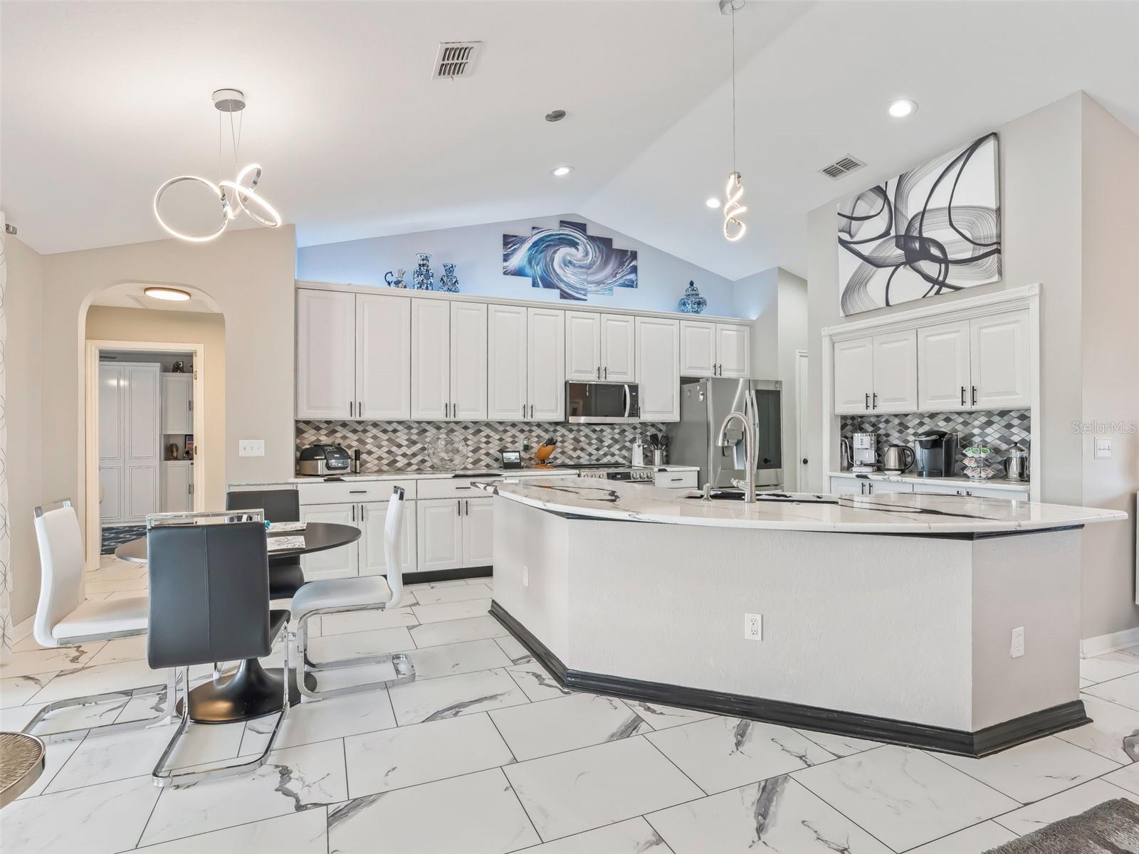 Image 19 of 73 For 17563 122nd Terrace