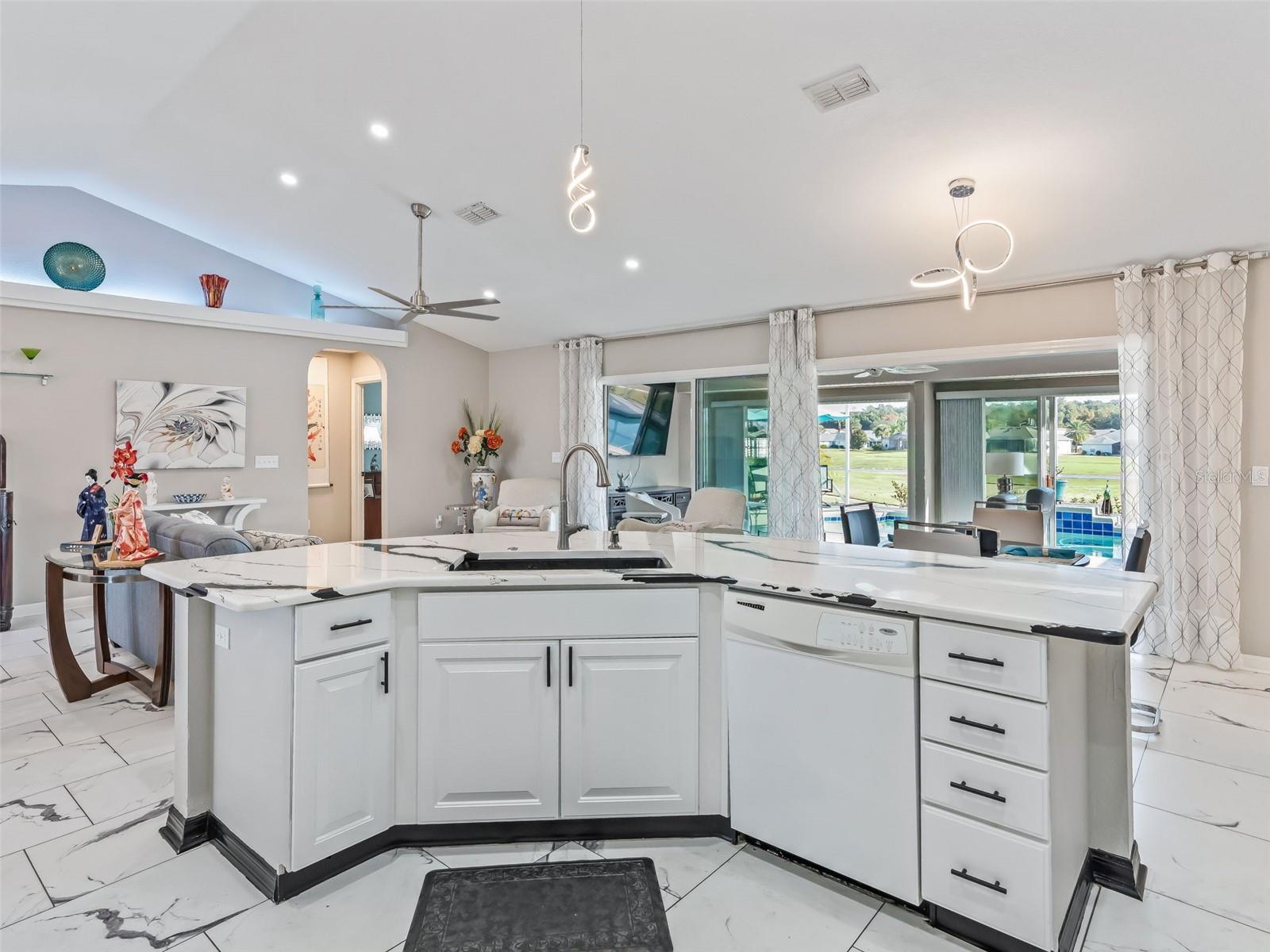 Image 26 of 73 For 17563 122nd Terrace