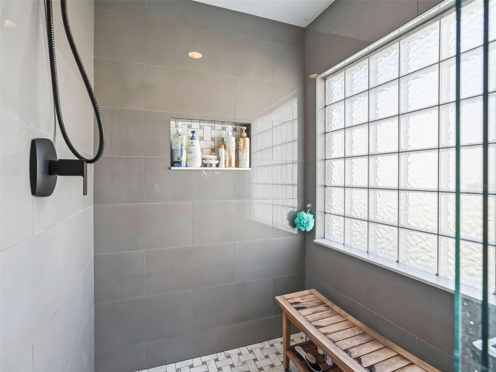 Image 32 of 73 For 17563 122nd Terrace