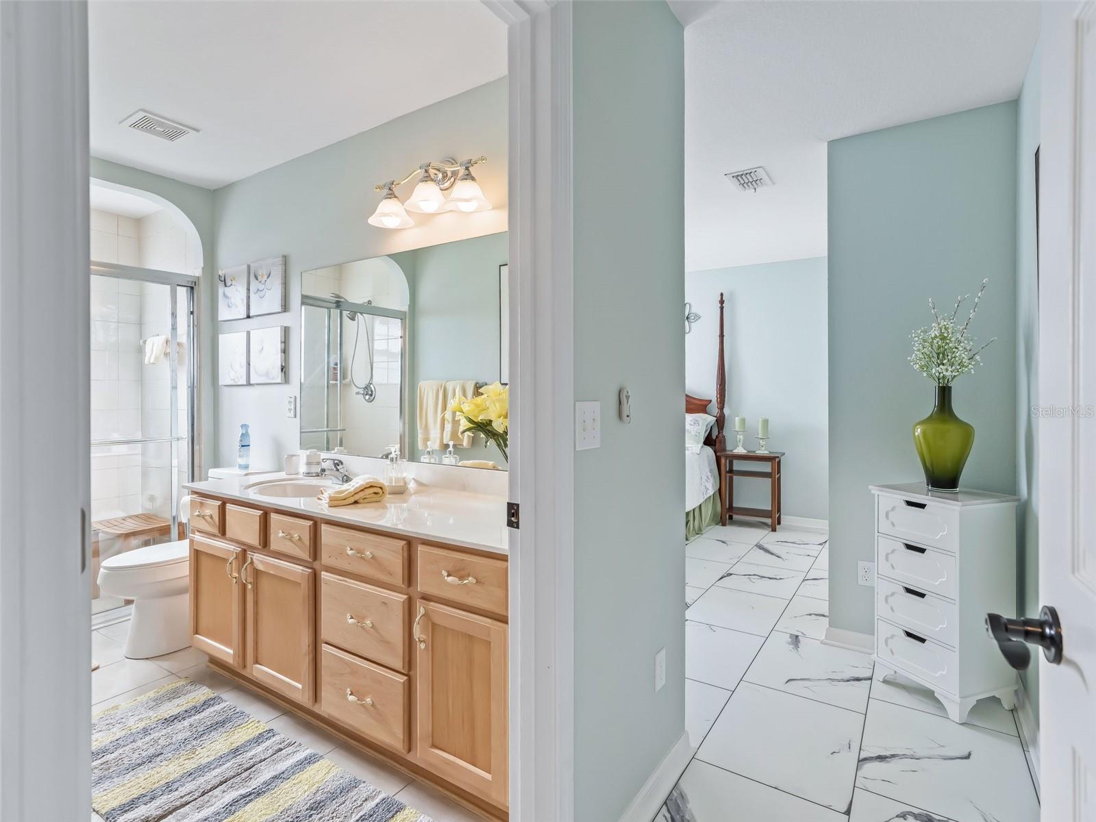 Image 34 of 73 For 17563 122nd Terrace