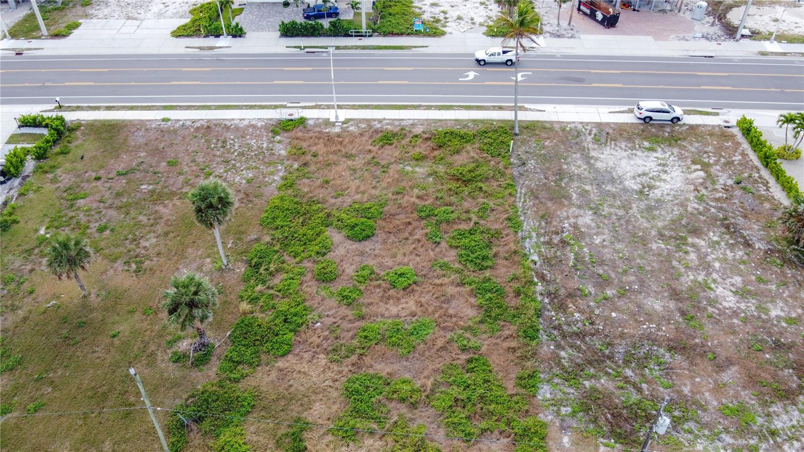 Image 11 of 24 For 8033 Estero Boulevard