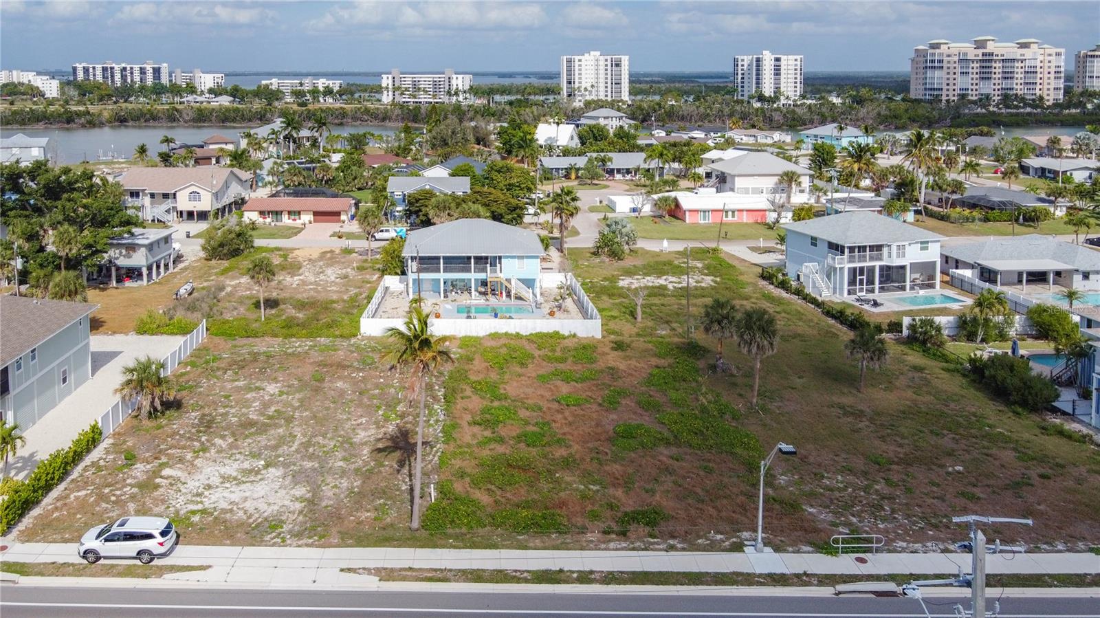 Image 6 of 24 For 8033 Estero Boulevard