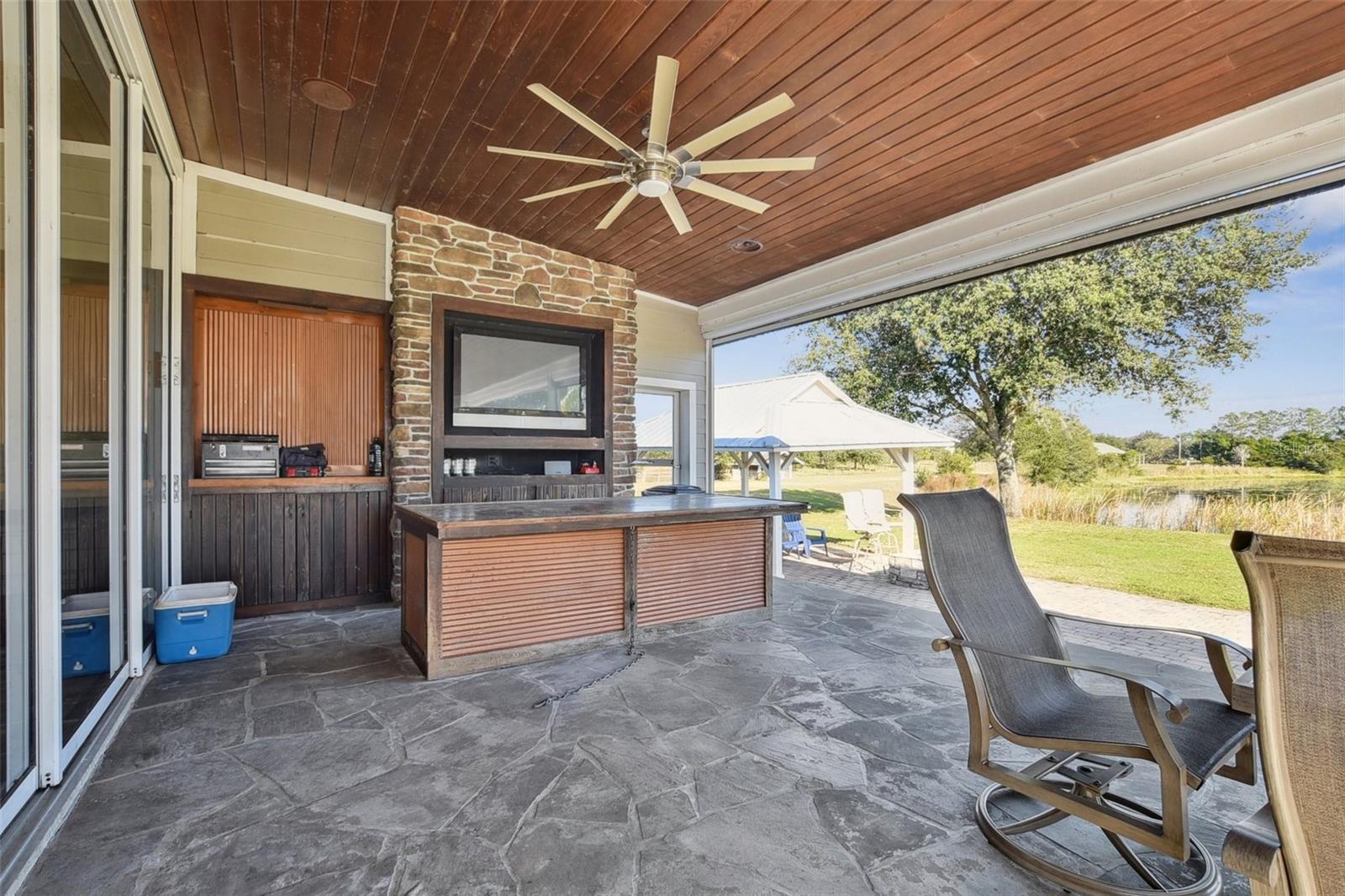 Image 17 of 96 For 39320 Lake Norris Road