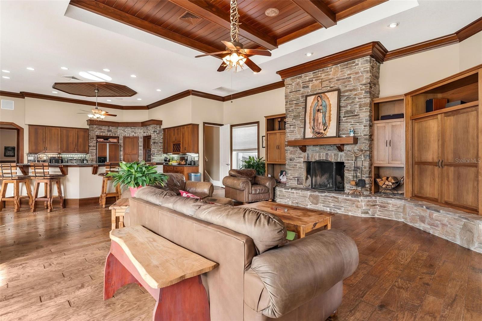 Image 32 of 96 For 39320 Lake Norris Road