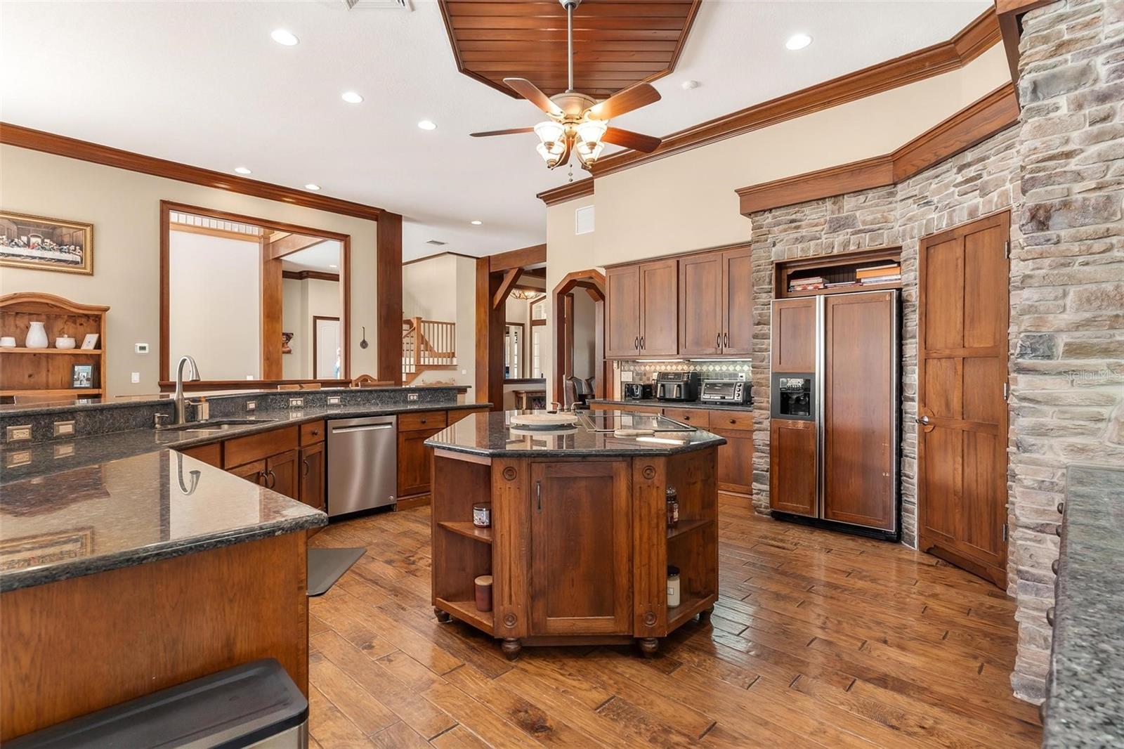 Image 33 of 96 For 39320 Lake Norris Road