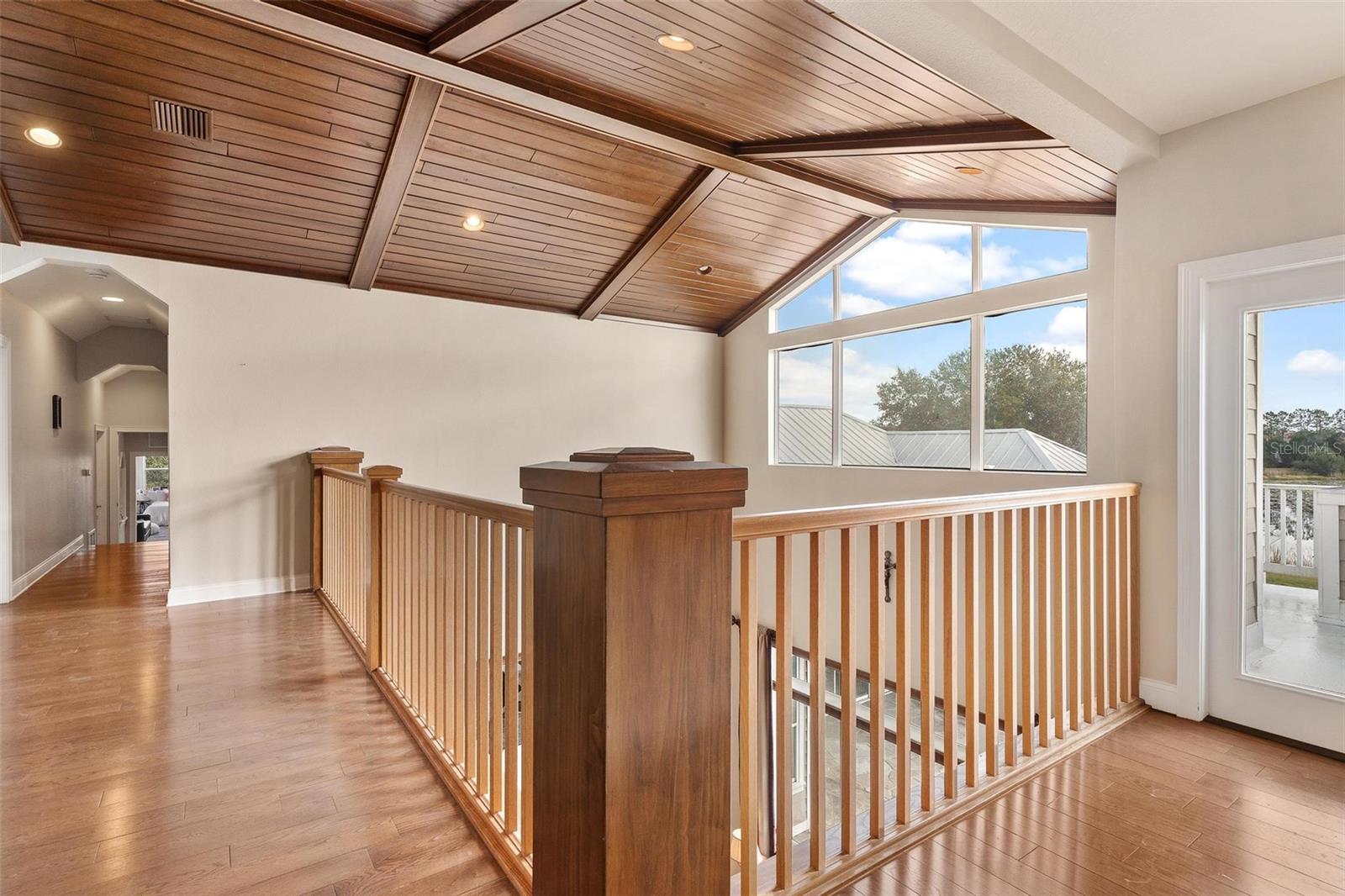 Image 36 of 96 For 39320 Lake Norris Road