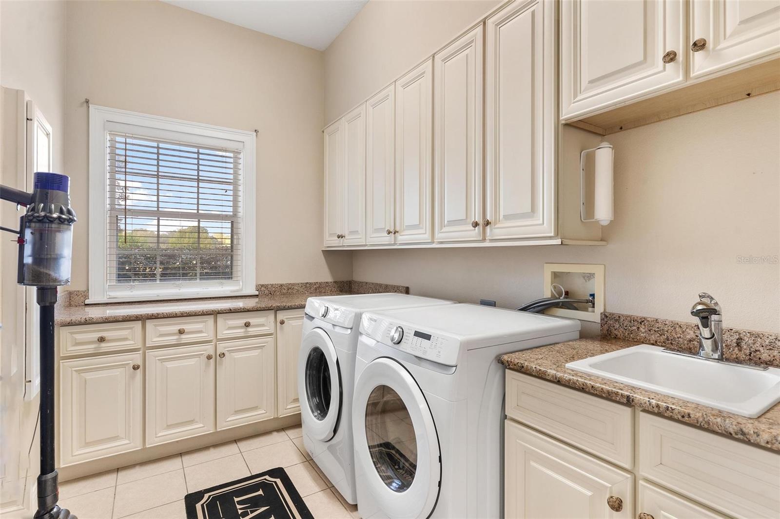 Image 57 of 96 For 39320 Lake Norris Road