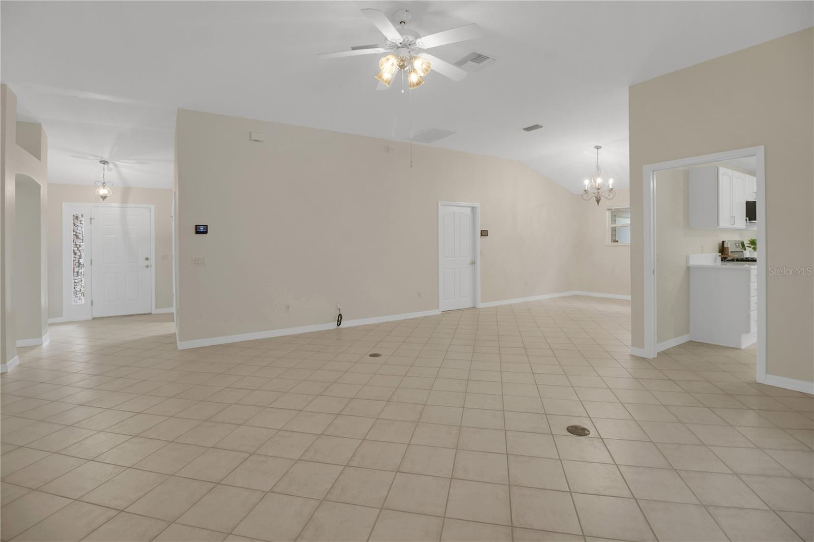 Image 10 of 51 For 119 Chula Vista Avenue