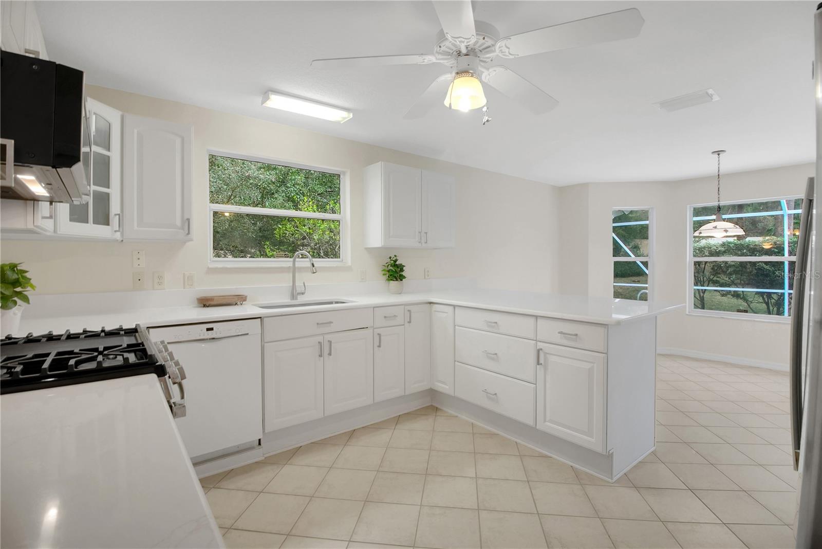 Image 12 of 51 For 119 Chula Vista Avenue