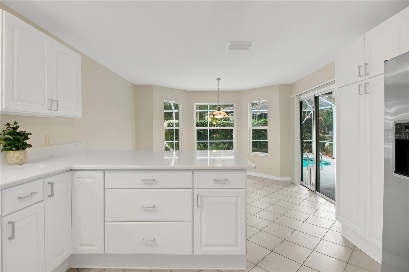 Image 13 of 51 For 119 Chula Vista Avenue