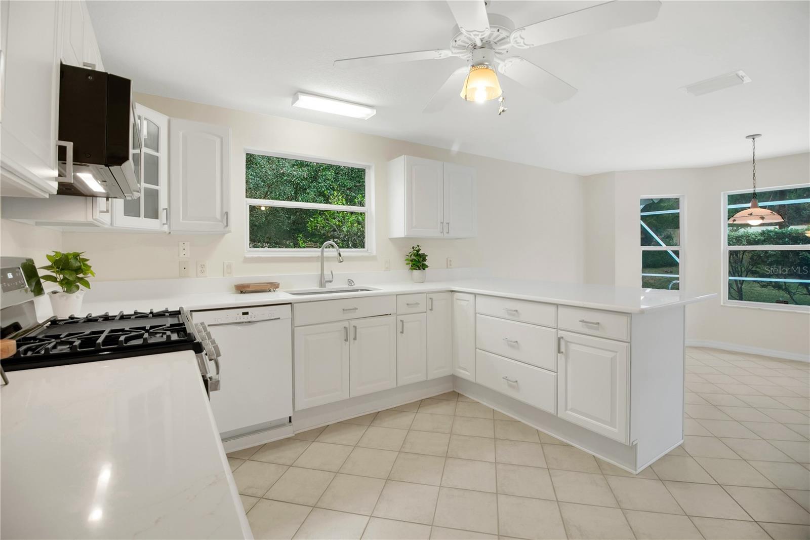 Image 19 of 51 For 119 Chula Vista Avenue