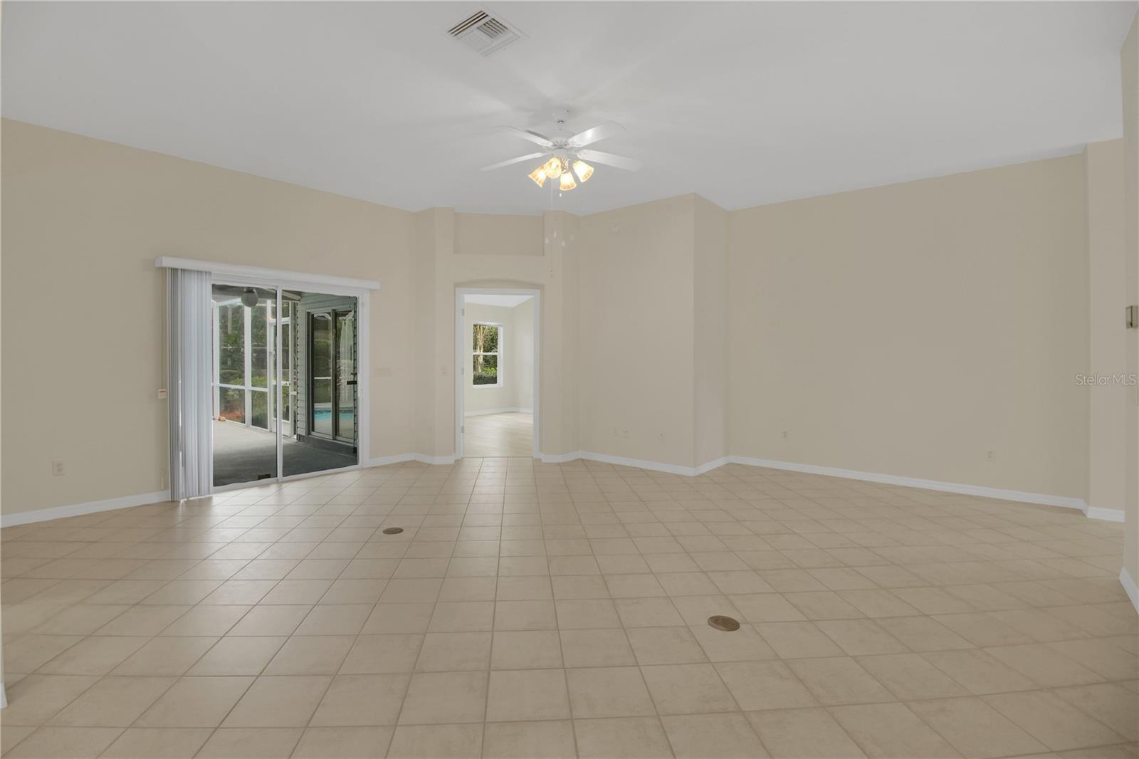 Image 22 of 51 For 119 Chula Vista Avenue