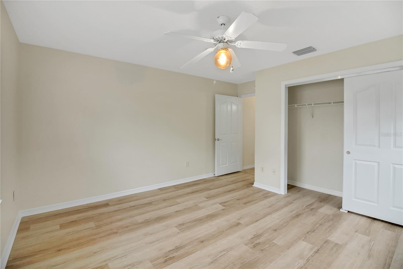 Image 32 of 51 For 119 Chula Vista Avenue