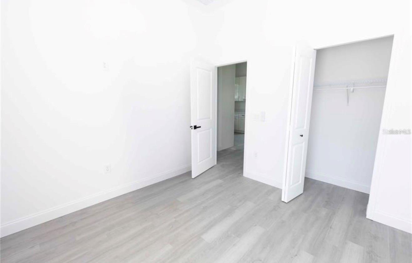 Image 13 of 18 For 2474 Cr 423  Lot 29