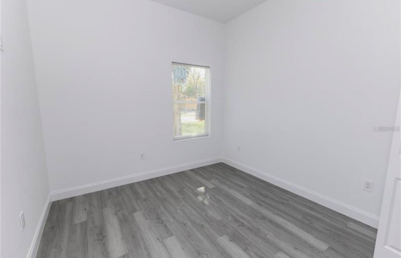 Image 9 of 18 For 2474 Cr 423  Lot 29