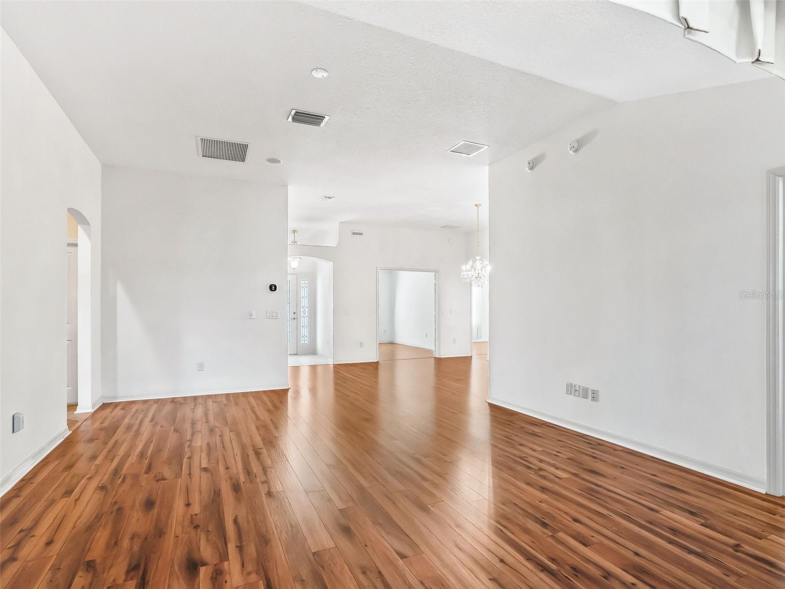 Image 21 of 65 For 8061 167th Hilltop Loop