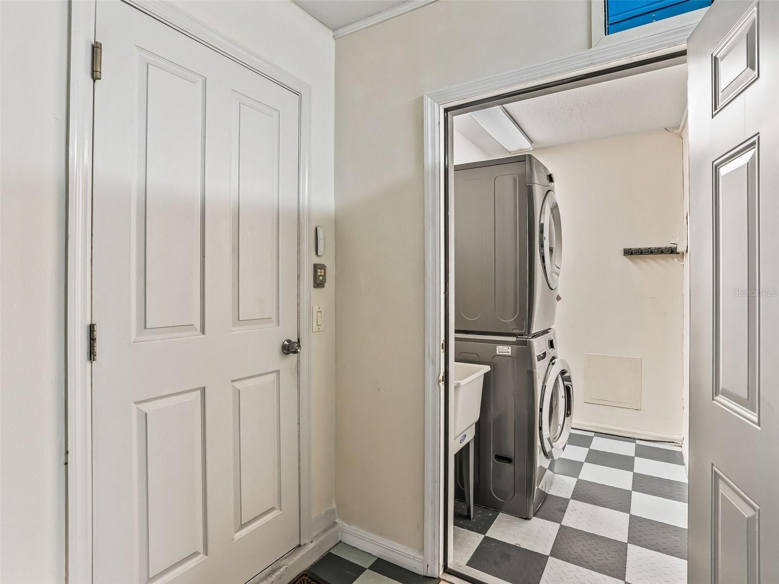 Image 47 of 65 For 8061 167th Hilltop Loop