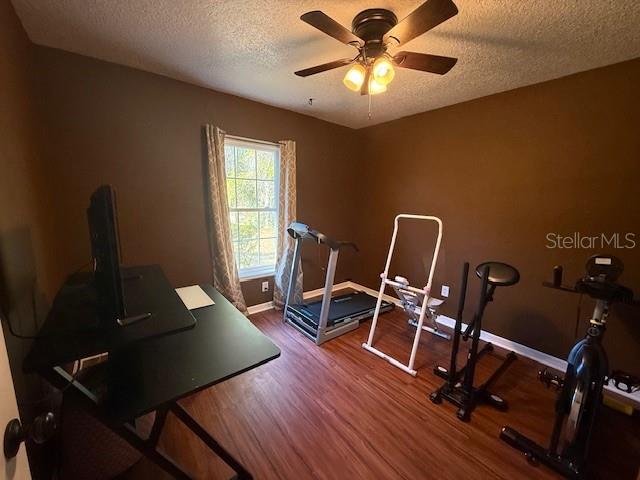 Image 16 of 18 For 40134 Oakridge Drive