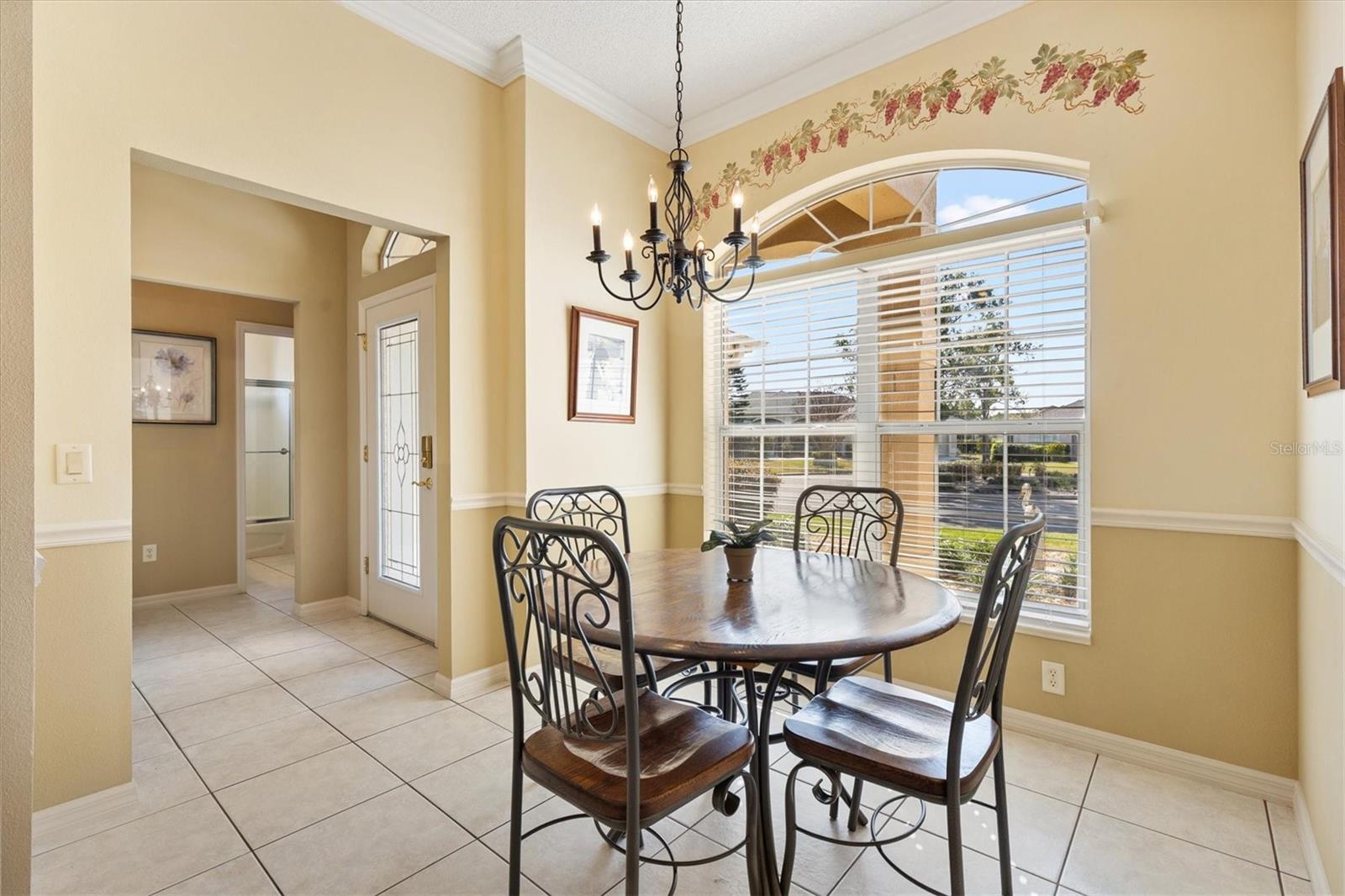 Image 10 of 39 For 3153 Gooding Place