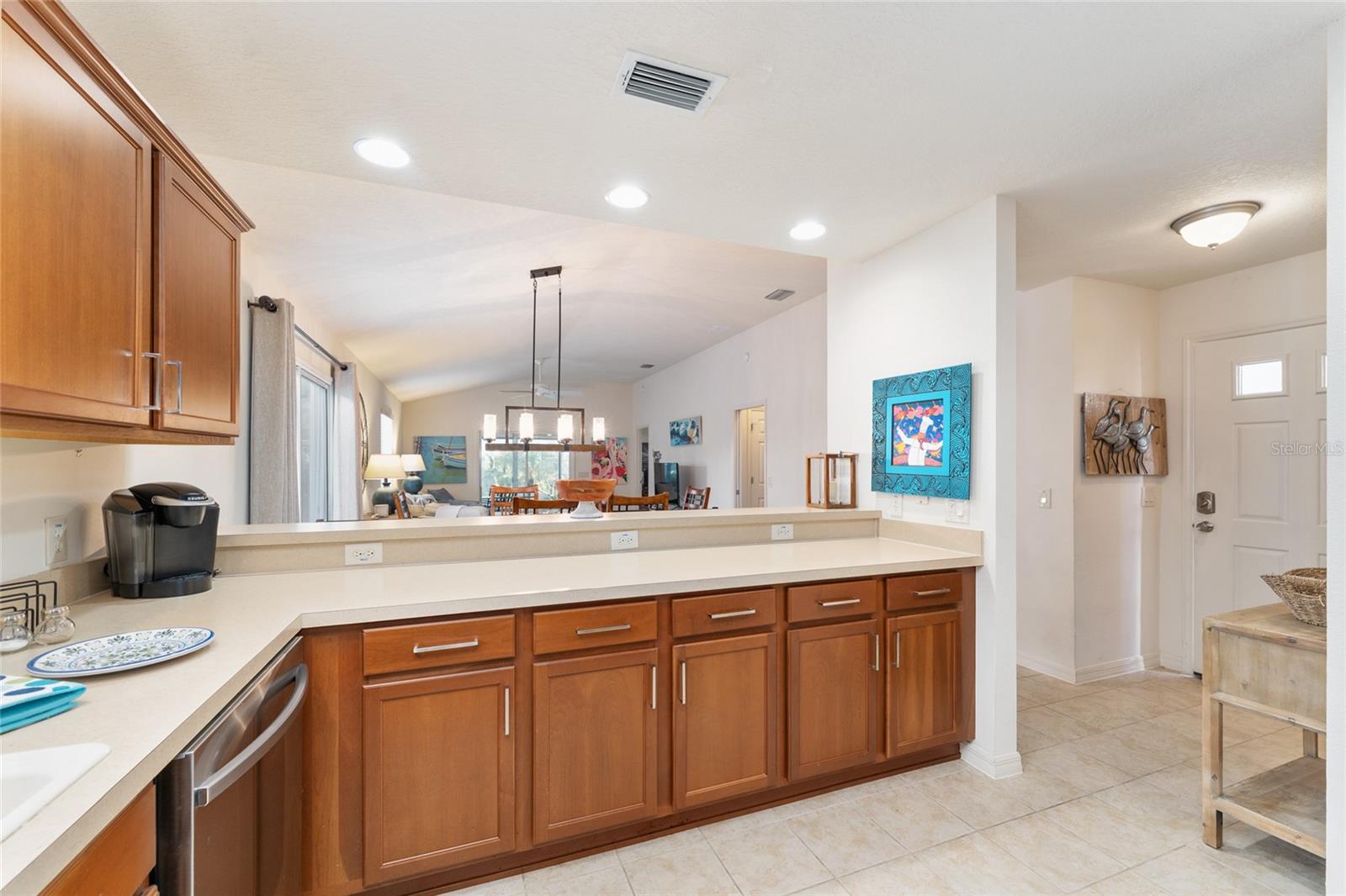 Image 16 of 71 For 1131 Southern Sun Drive