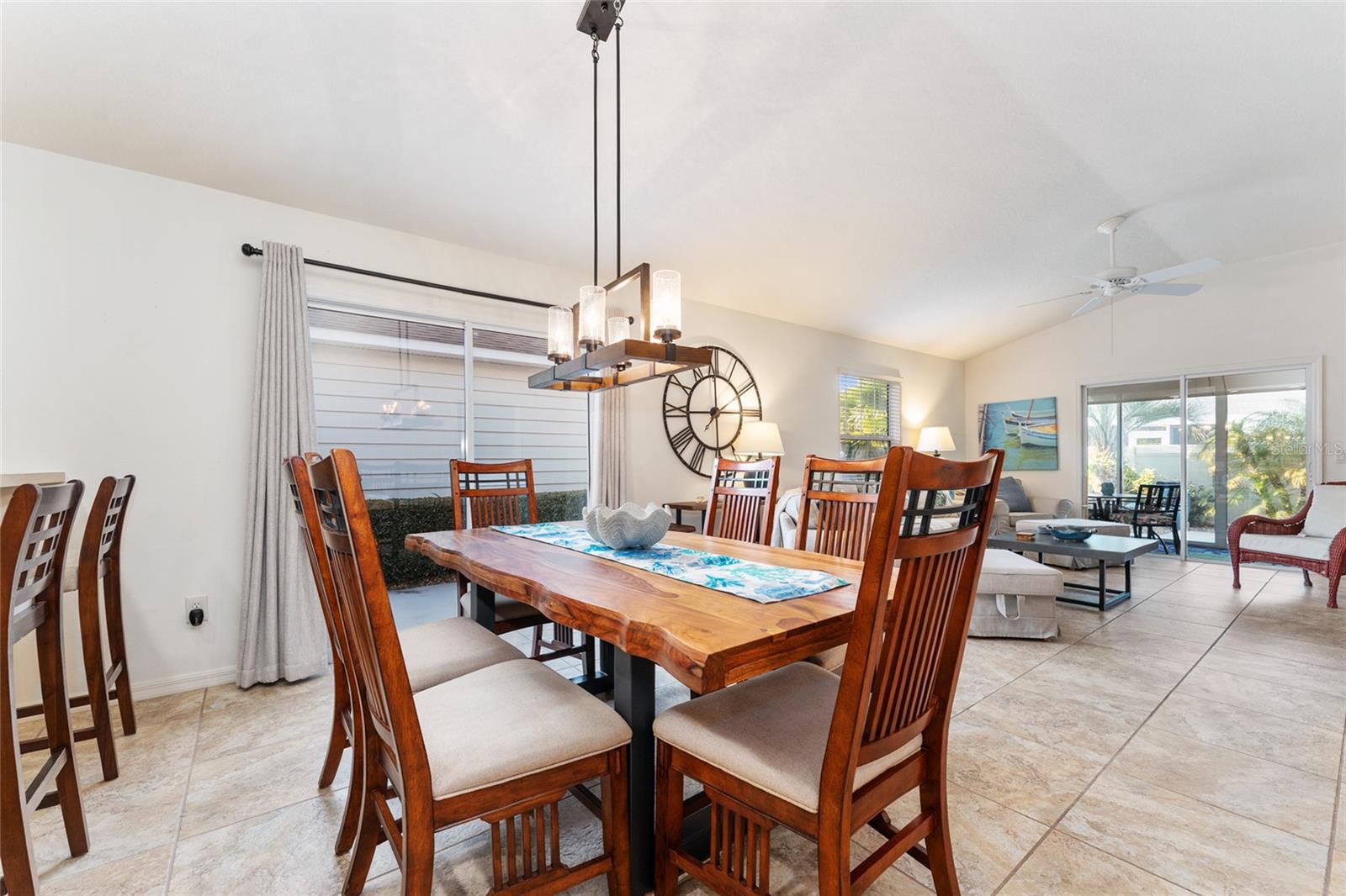 Image 21 of 71 For 1131 Southern Sun Drive