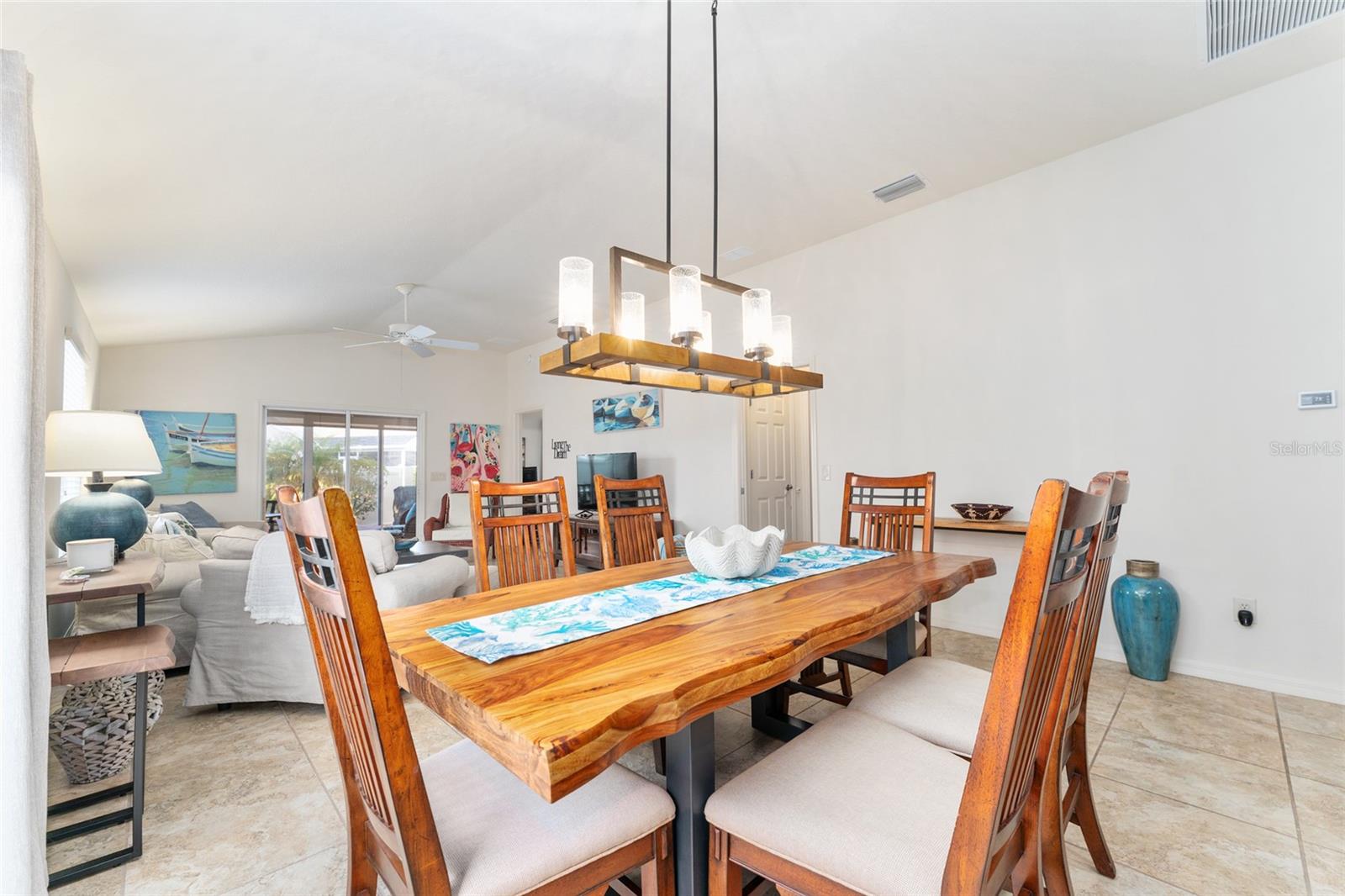 Image 25 of 71 For 1131 Southern Sun Drive