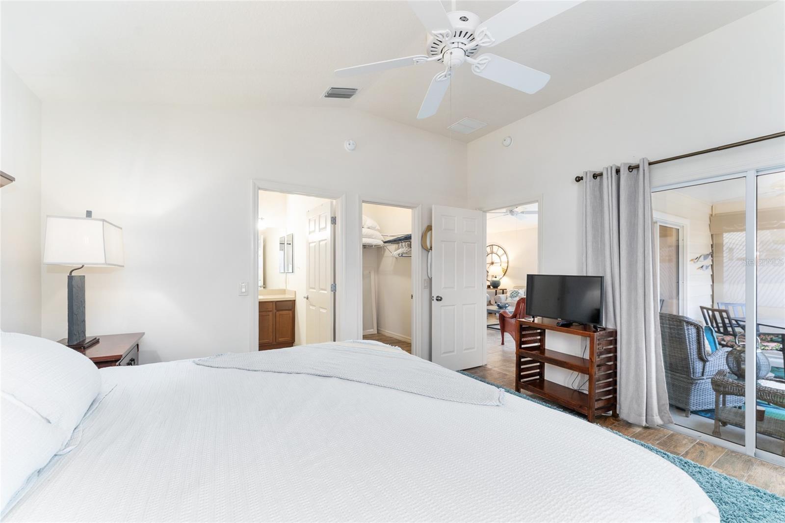 Image 30 of 71 For 1131 Southern Sun Drive