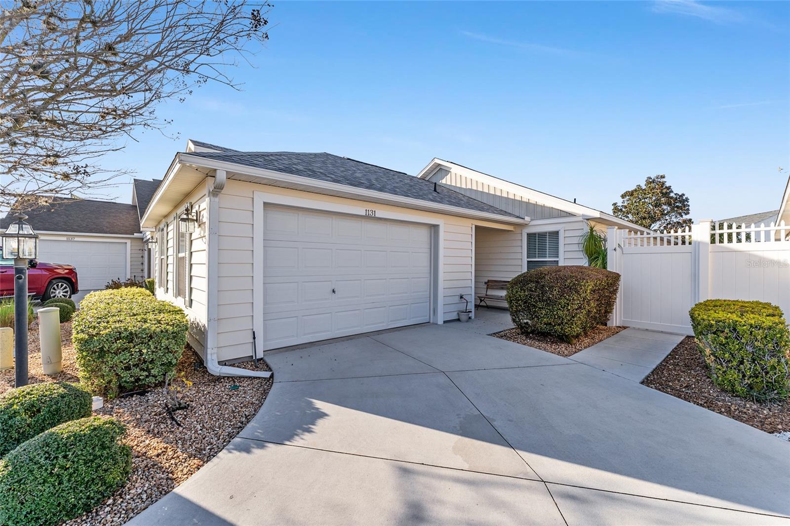 Image 5 of 71 For 1131 Southern Sun Drive