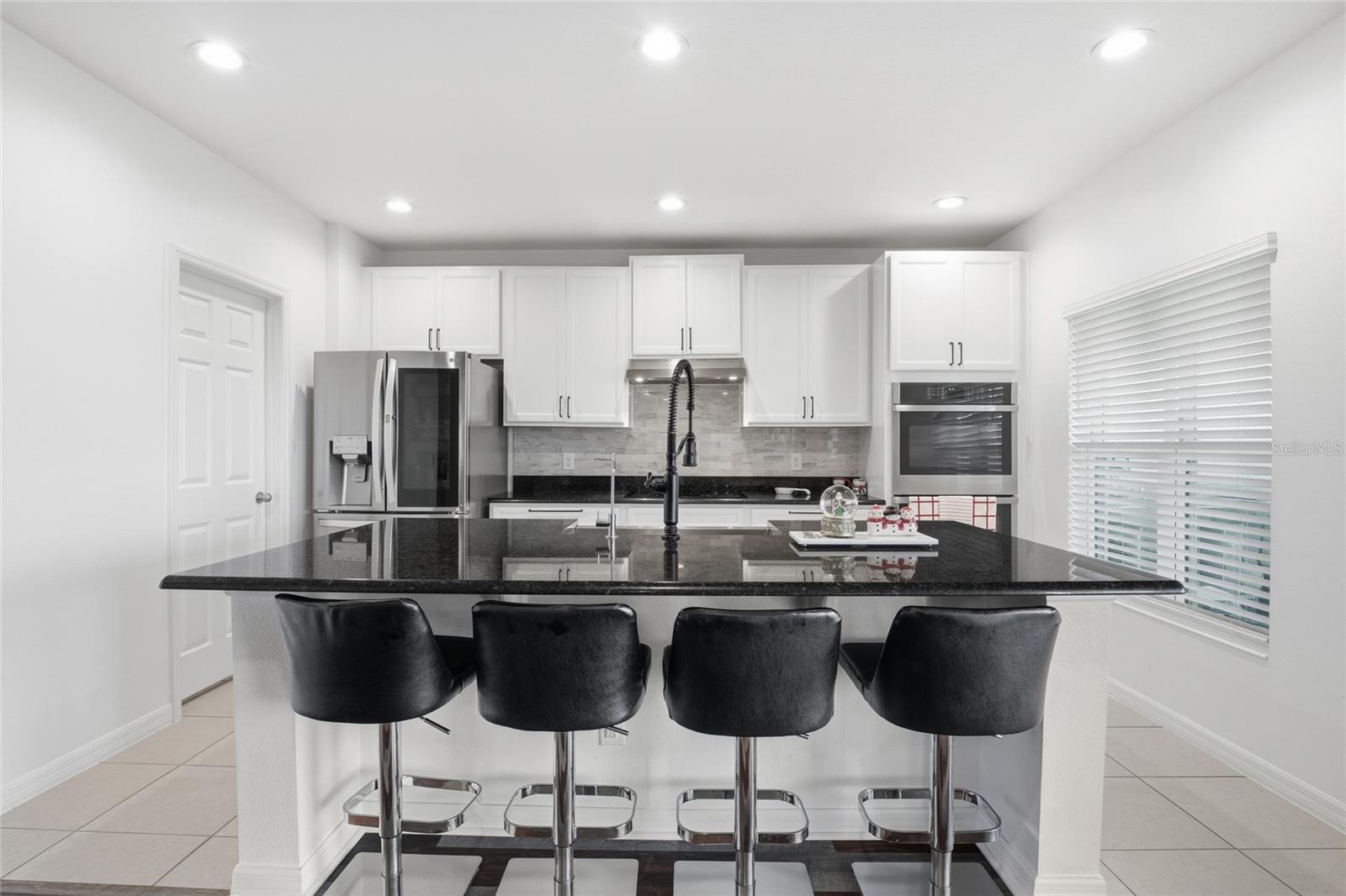 Image 6 of 49 For 151 Maravilla Way