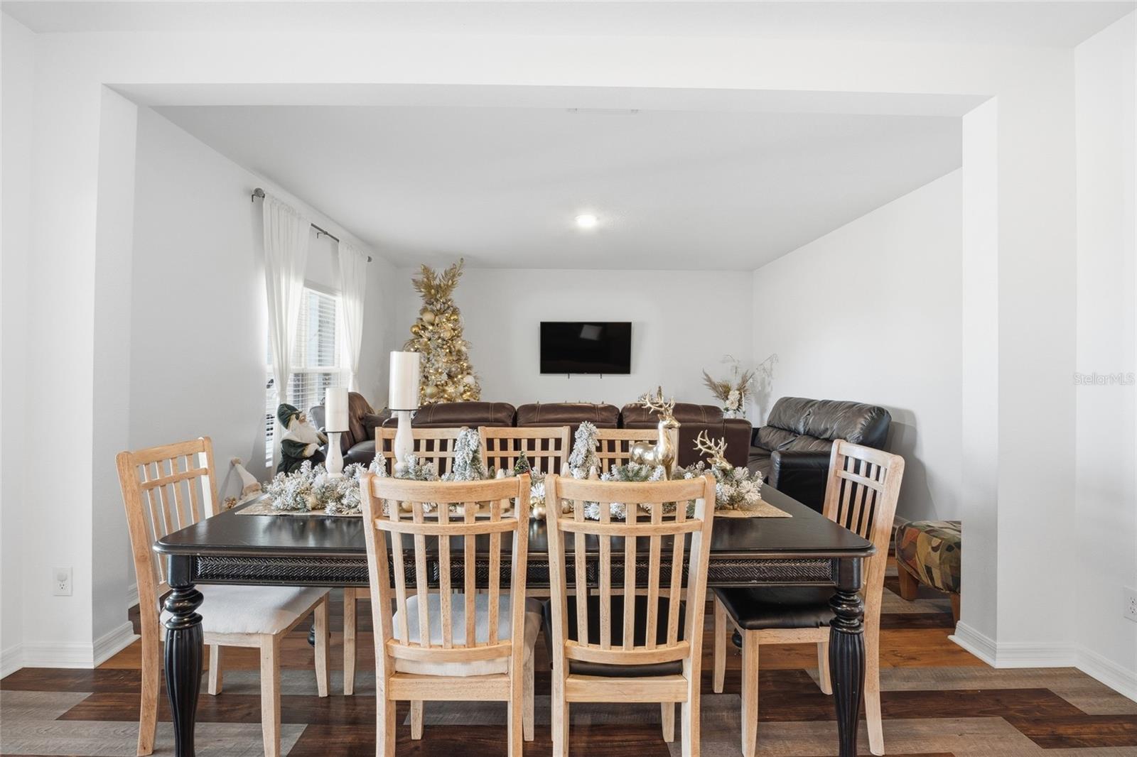 Image 9 of 49 For 151 Maravilla Way