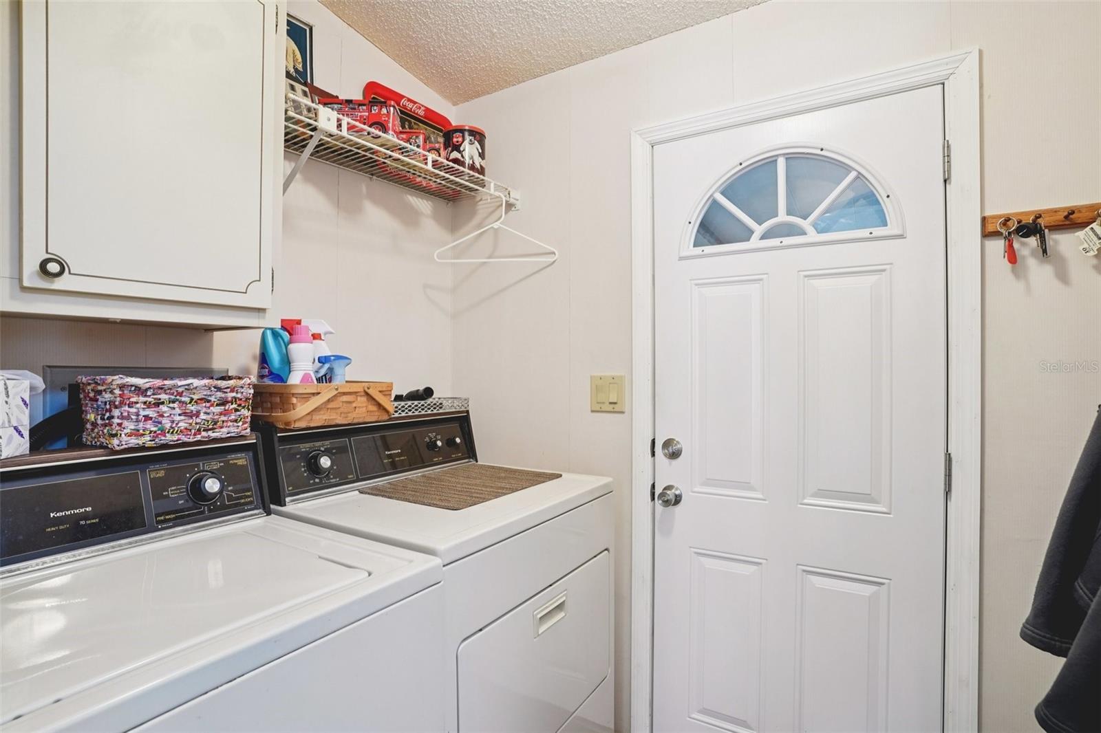 Image 20 of 45 For 1409 Torrey Pines Drive