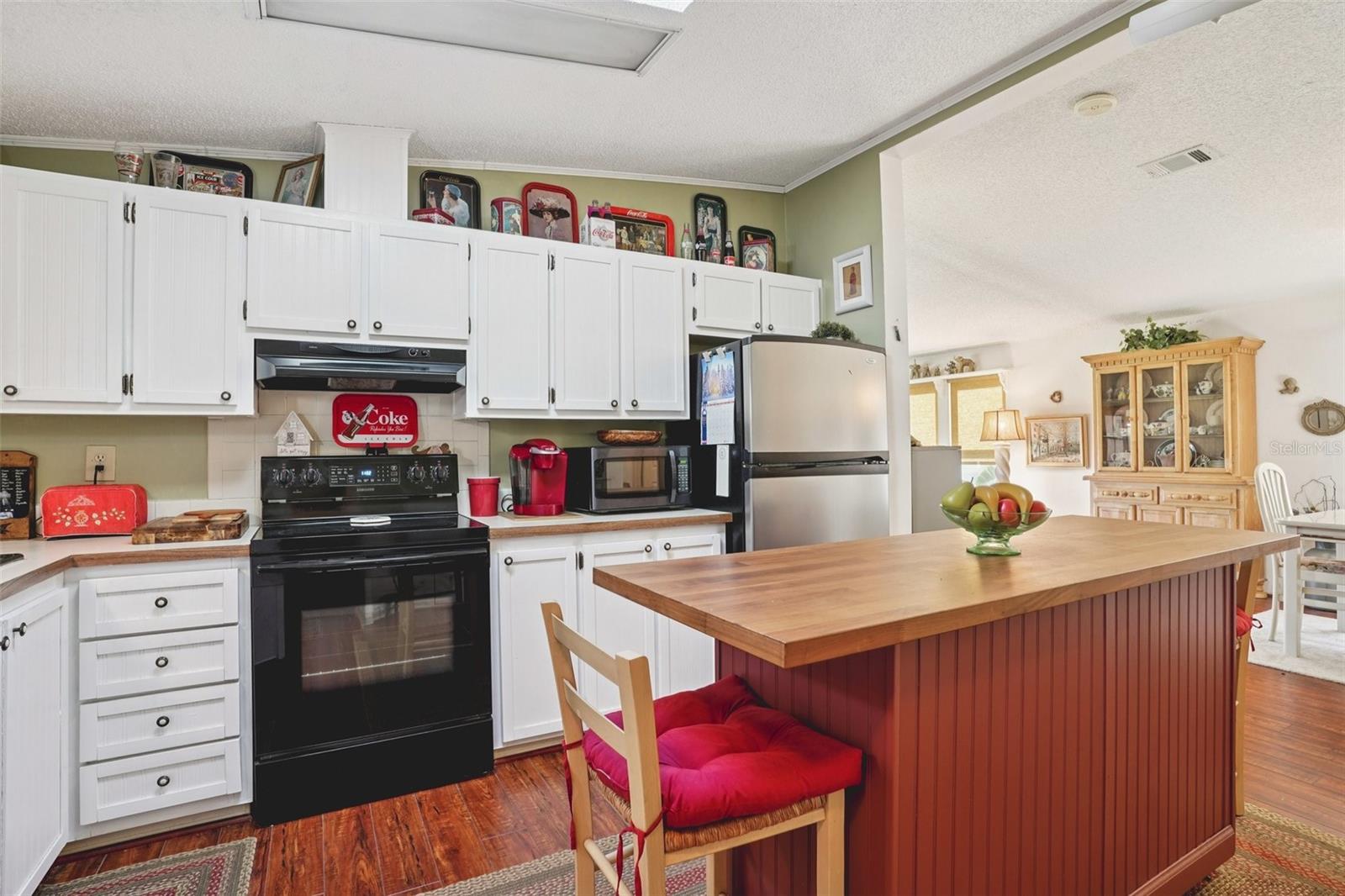 Image 22 of 45 For 1409 Torrey Pines Drive