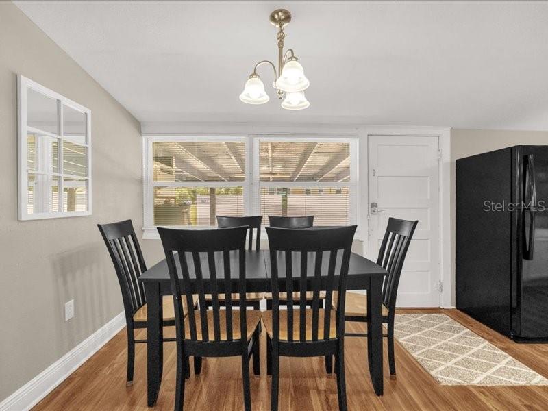 Image 11 of 24 For 1214 Caroline Street