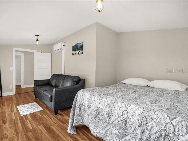 Image 18 of 24 For 1214 Caroline Street