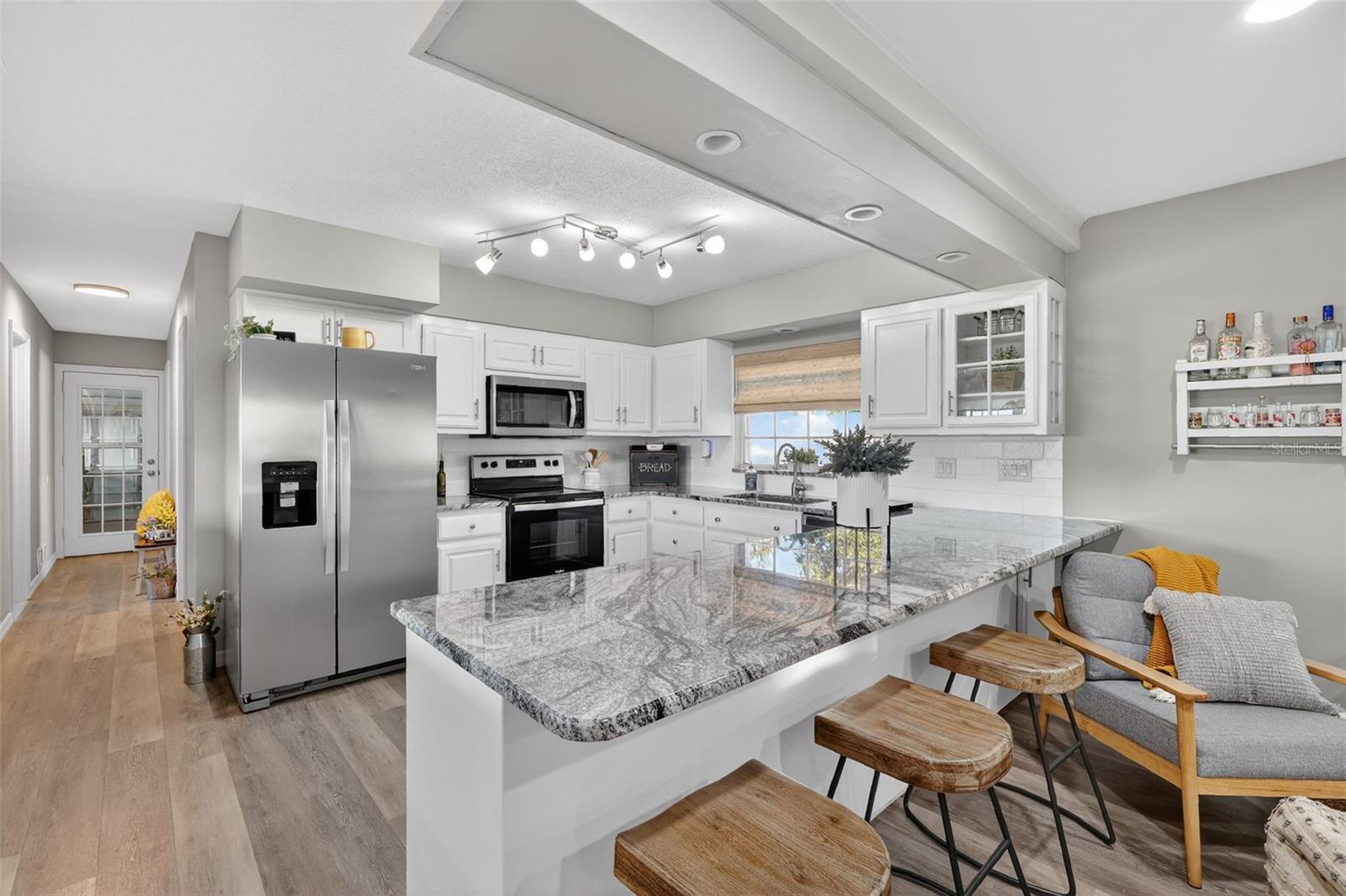 Image 14 of 44 For 1101 Country Club Road