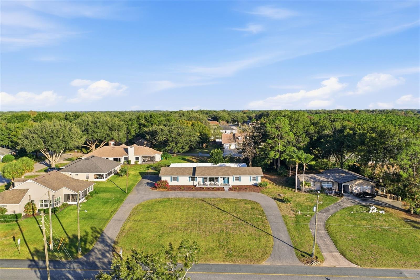 Image 2 of 44 For 1101 Country Club Road