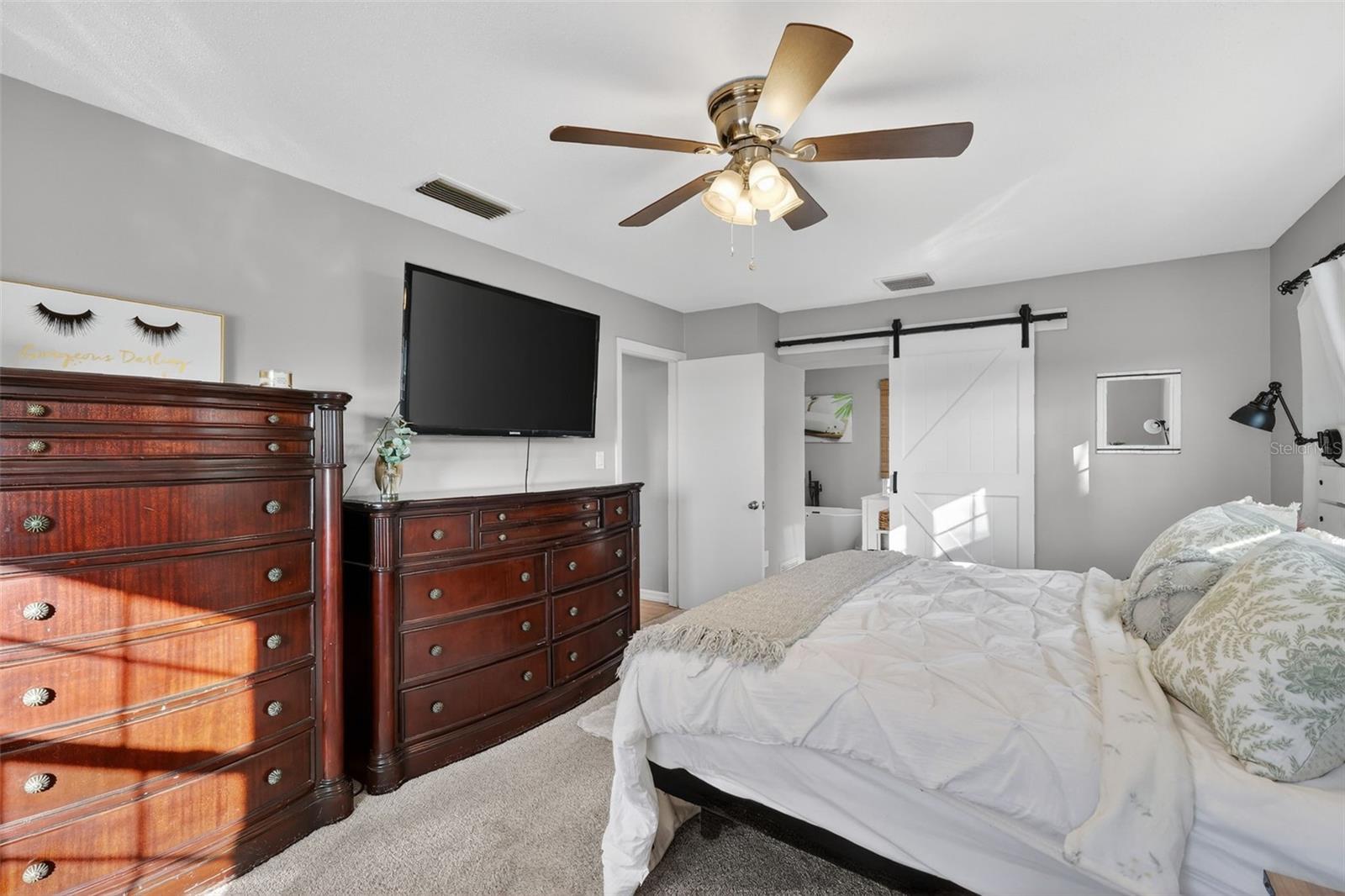 Image 21 of 44 For 1101 Country Club Road