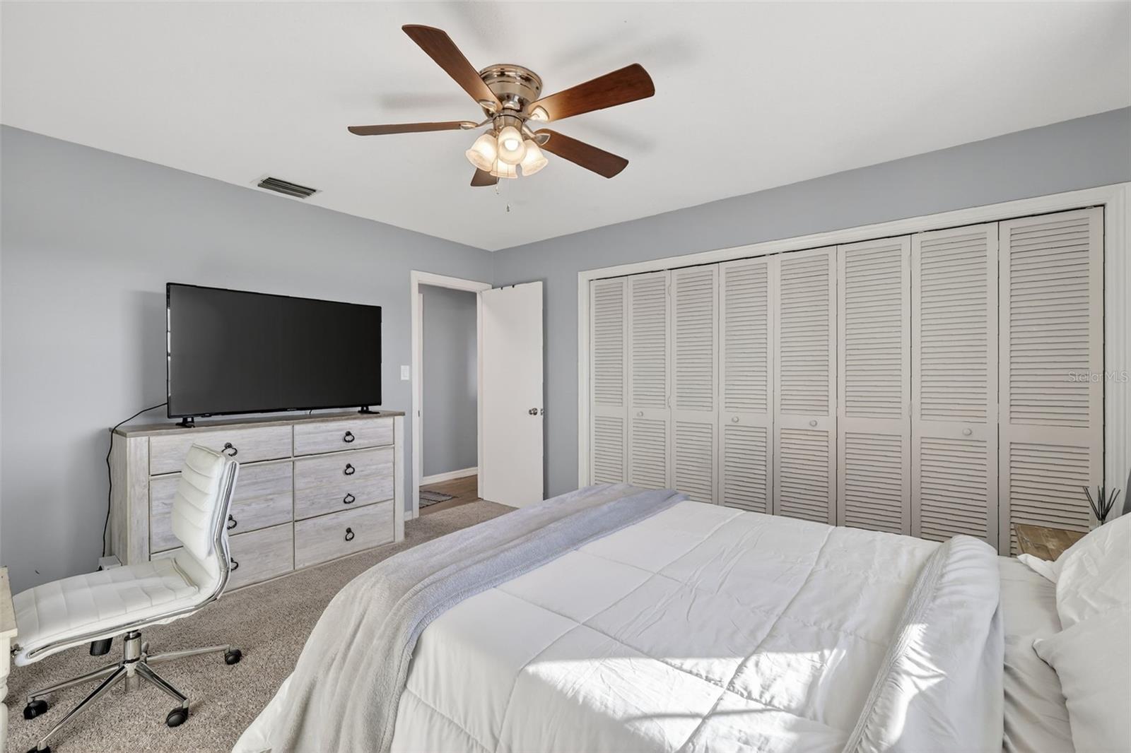 Image 25 of 44 For 1101 Country Club Road