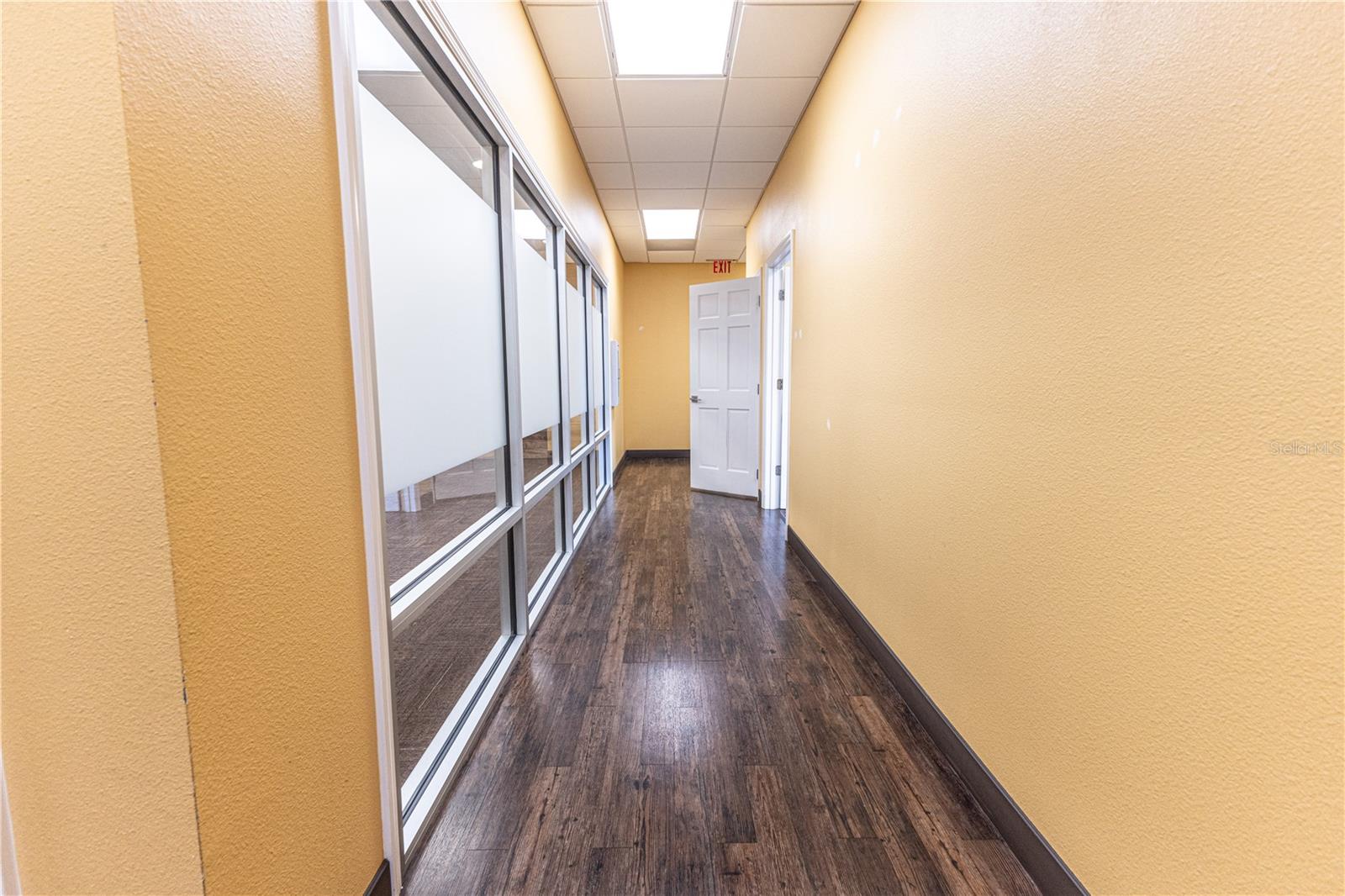 Image 7 of 32 For 3400 Southern Trace