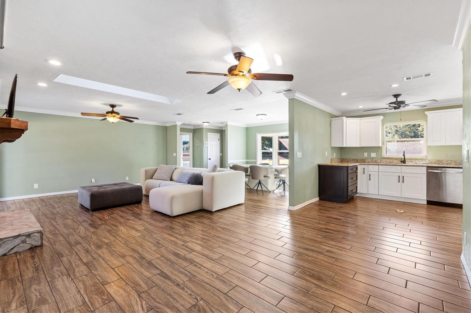 Image 11 of 38 For 2405 157th Lane Road