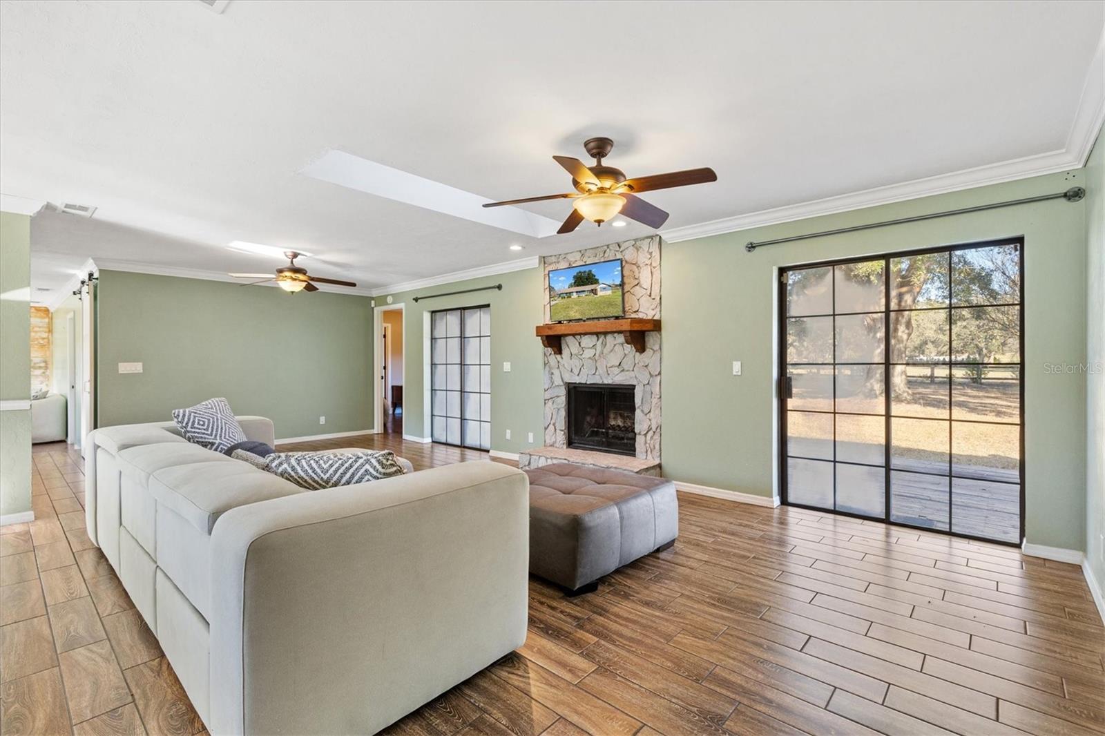 Image 6 of 38 For 2405 157th Lane Road