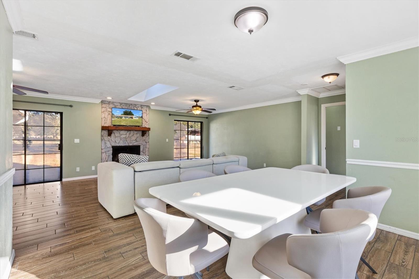 Image 8 of 38 For 2405 157th Lane Road