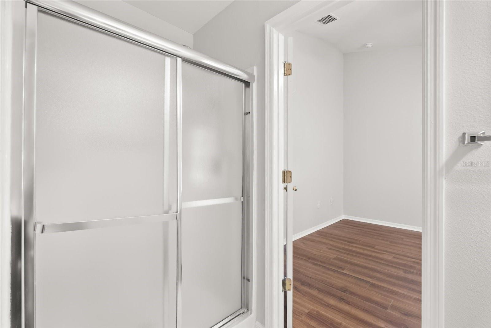 Image 16 of 29 For 116 Timbercreek Pines Circle