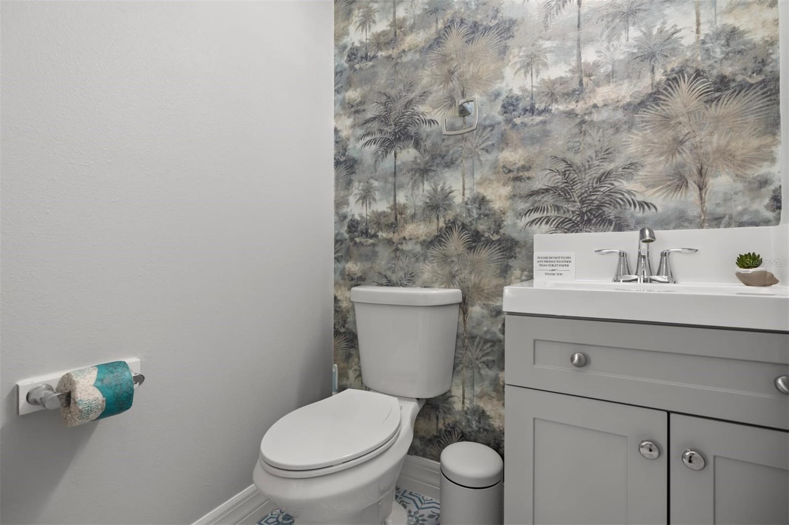 Image 14 of 51 For 117 Forest View Court