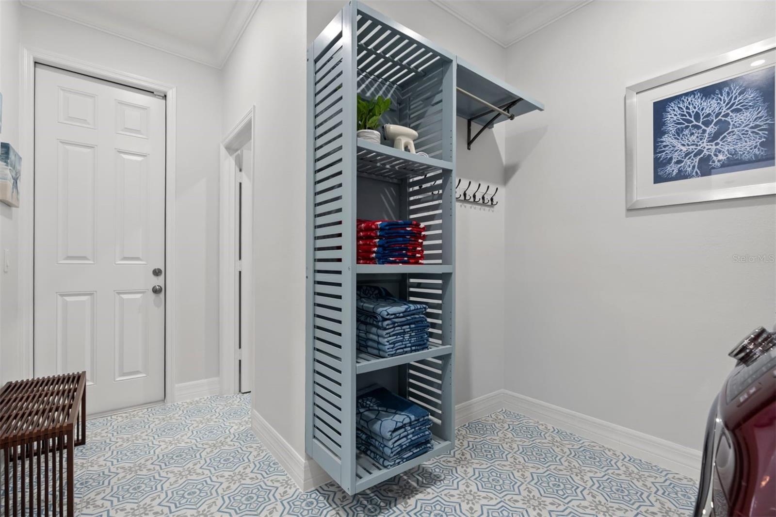 Image 39 of 51 For 117 Forest View Court