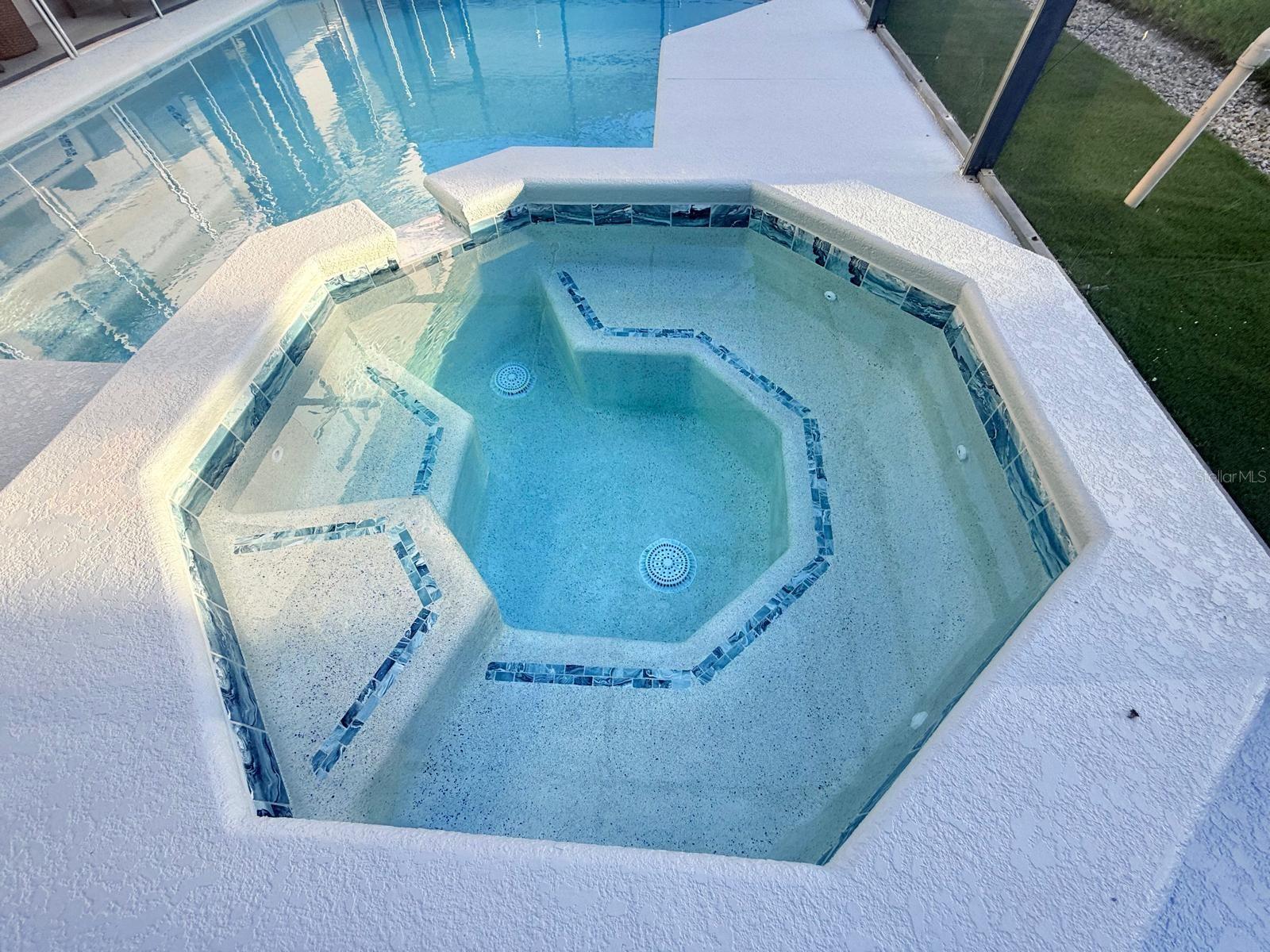 Image 47 of 51 For 117 Forest View Court