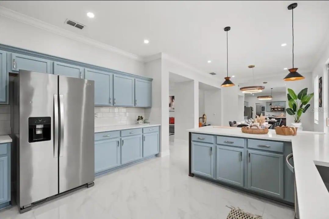 Image 5 of 51 For 117 Forest View Court